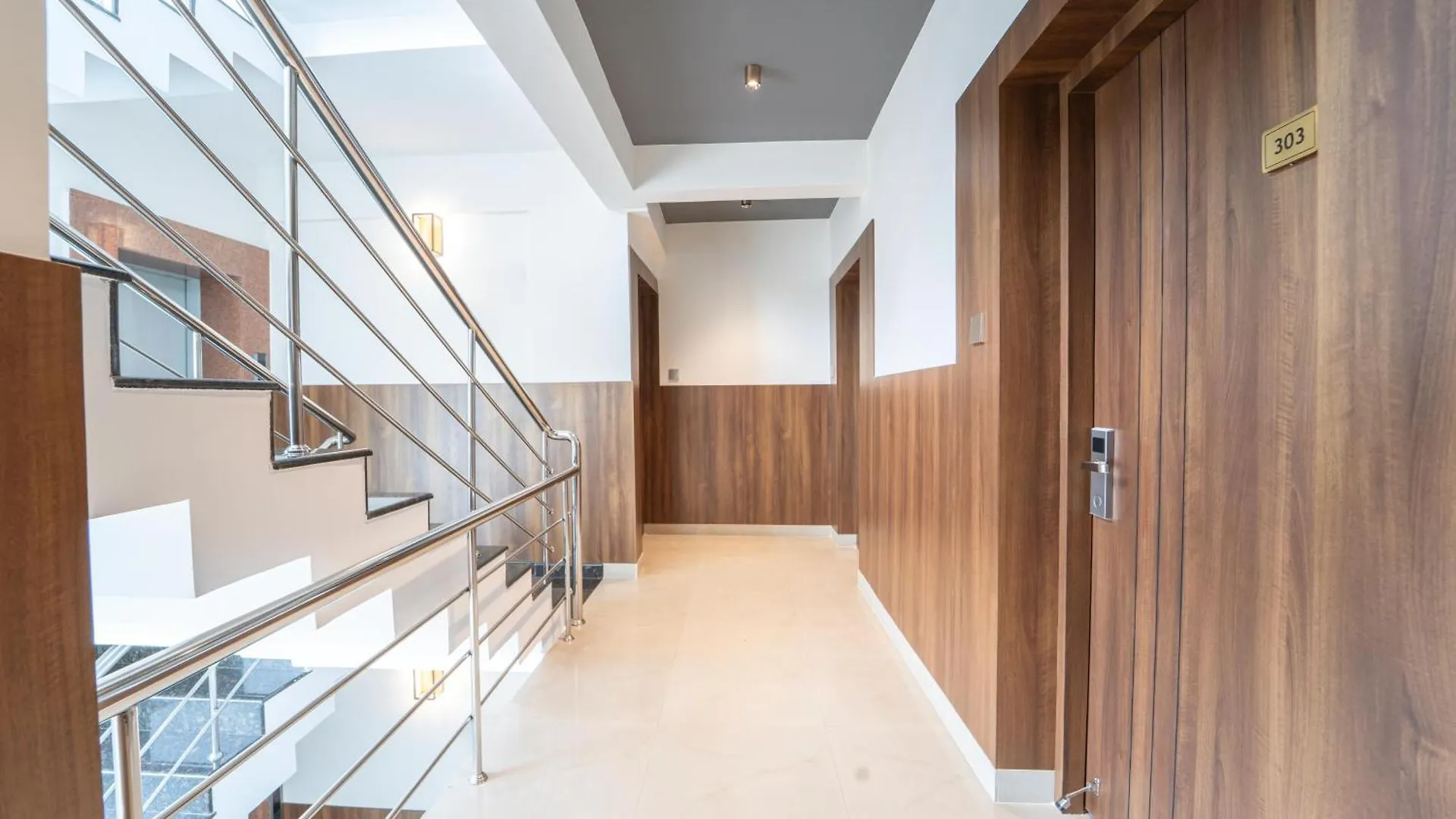 Treebo Petals Suites Kochi 3*,