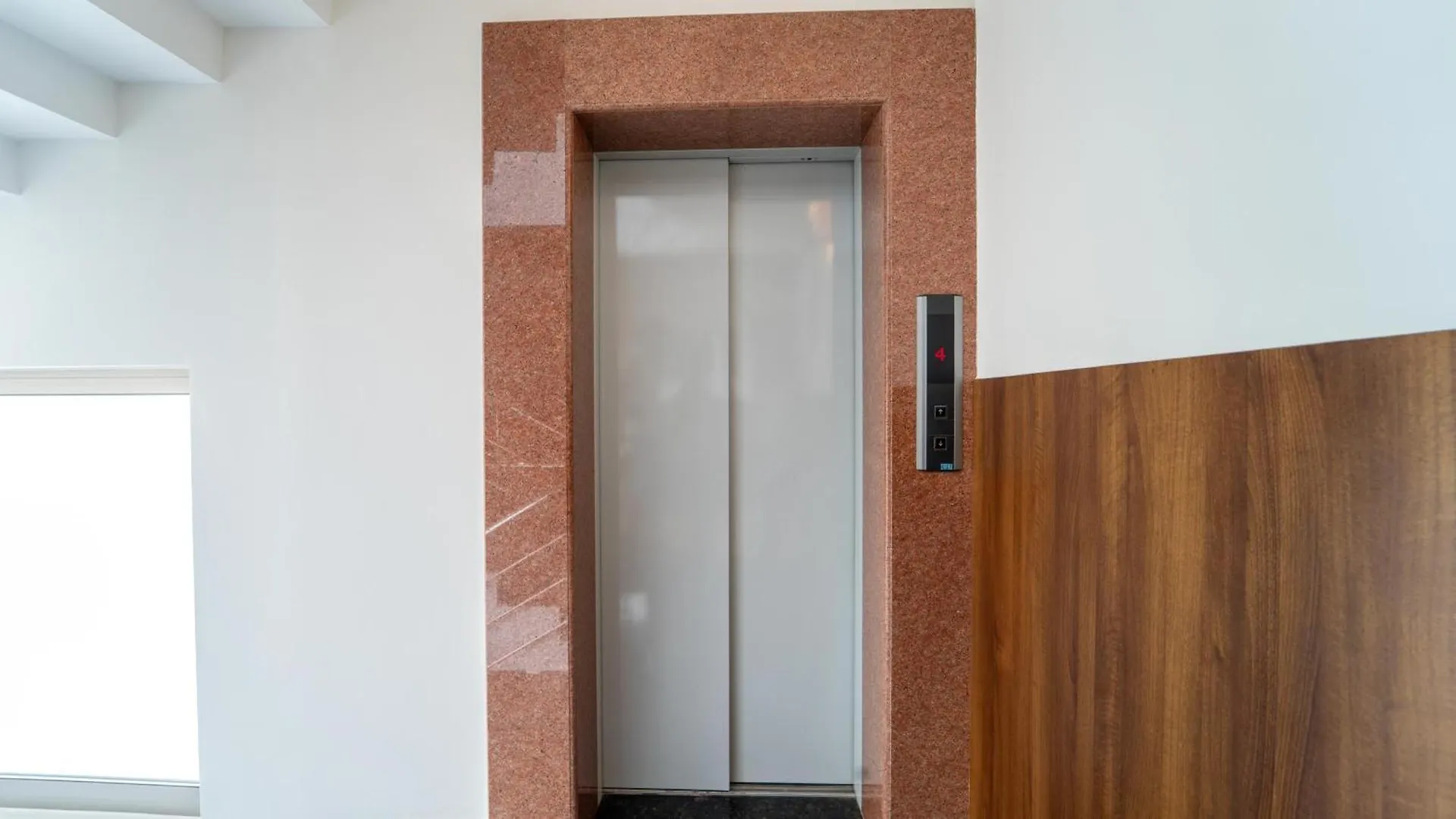 Treebo Petals Suites Kochi