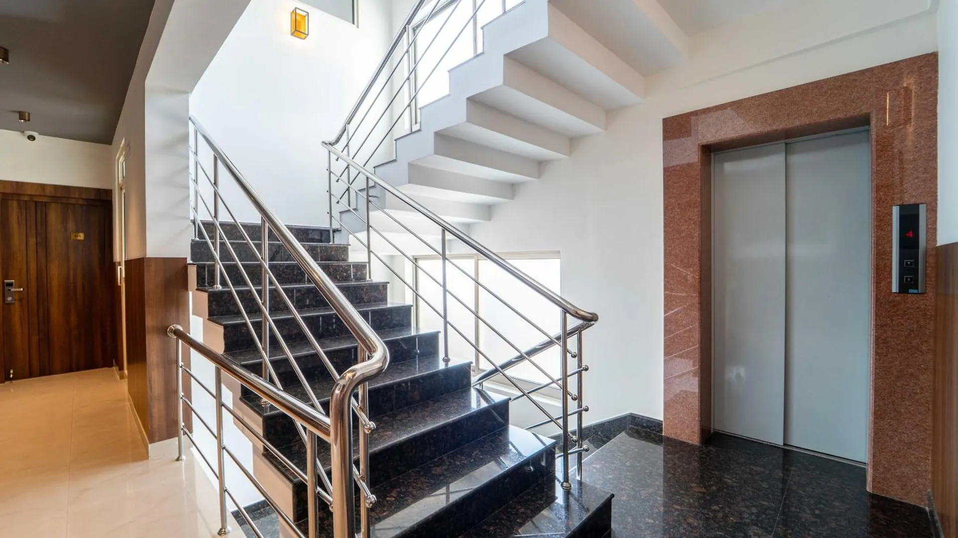 Treebo Petals Suites Kochi